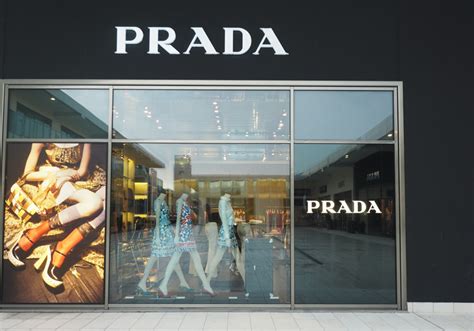 outlet aziendale prada|prada factory outlet store.